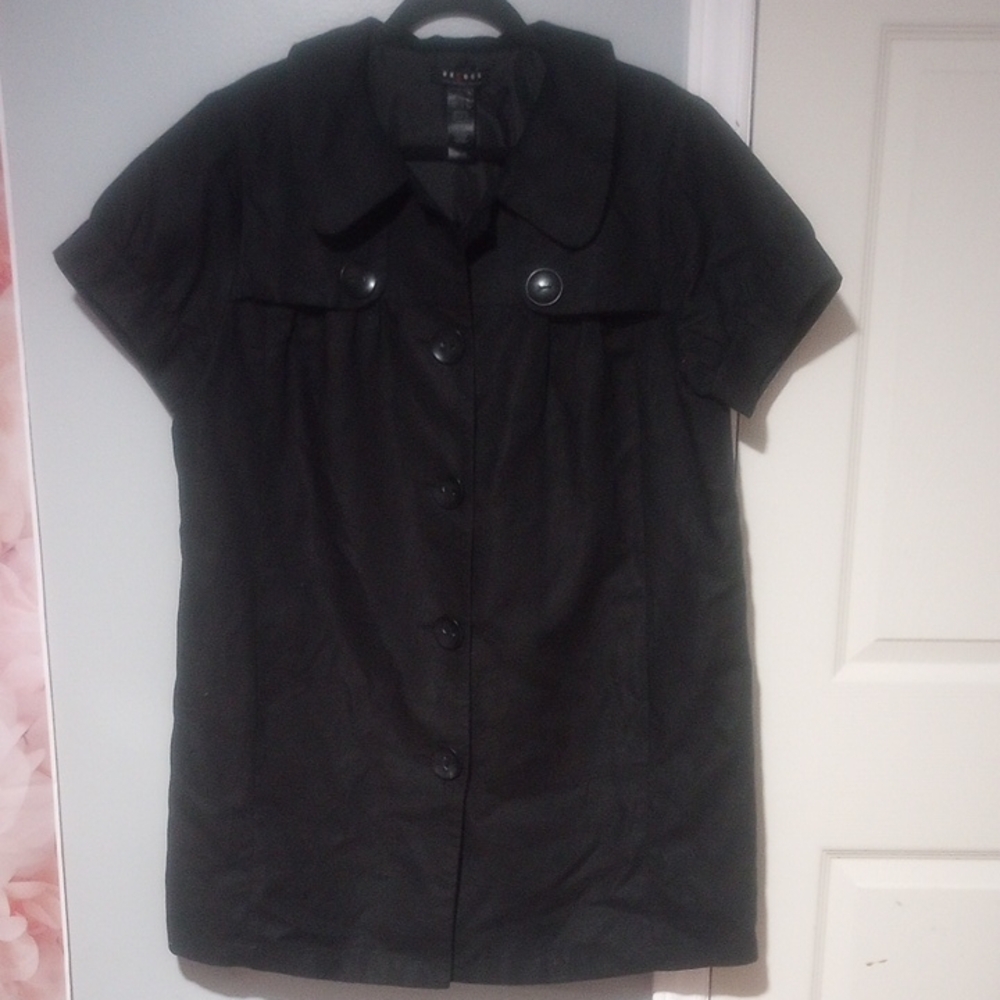 Axcess Black Short Sleeve Jacket